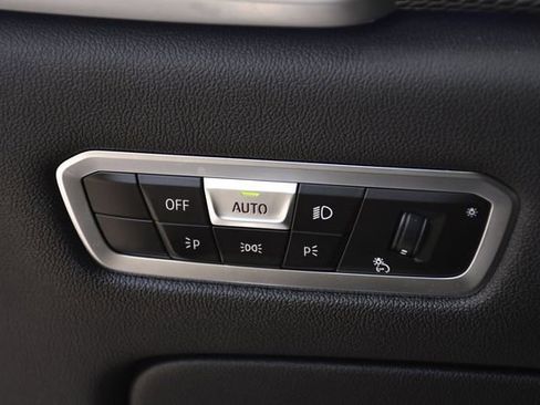 Used 2022 BMW X5 sDrive40i w/ M Sport Package image 28