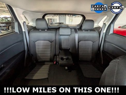 Used 2024 Ford Edge SE image 16