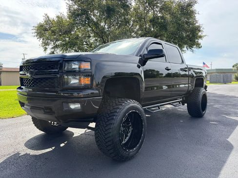 Used 2014 Chevrolet Silverado 1500 LT w/ LT Convenience Package AWD/4WD image 2