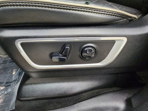 Used 2020 RAM 1500 Laramie image 12