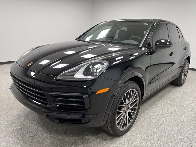 Used 2022 Porsche Cayenne Platinum Edition AWD/4WD image 4