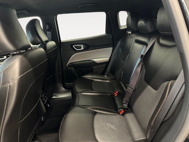 Used 2023 Jeep Compass Limited AWD/4WD image 13