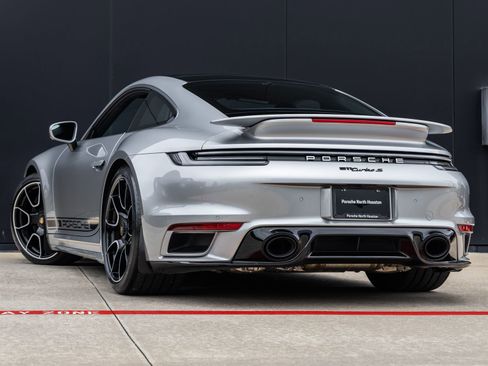 Used 2025 Porsche 911 Turbo S AWD/4WD image 3