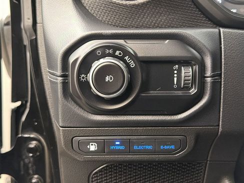 Used 2024 Jeep Wrangler Unlimited Rubicon 4xe w/ Technology Group image 30