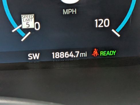 Used 2023 Ford F150 Lariat w/ Equipment Group 502A High AWD/4WD image 24