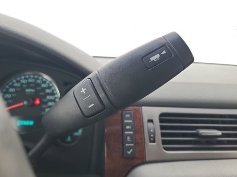 Used 2014 Chevrolet Tahoe LT image 14