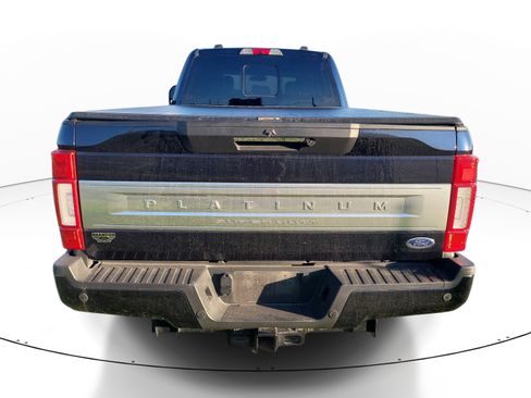 Used 2022 Ford F350 Platinum AWD/4WD image 5