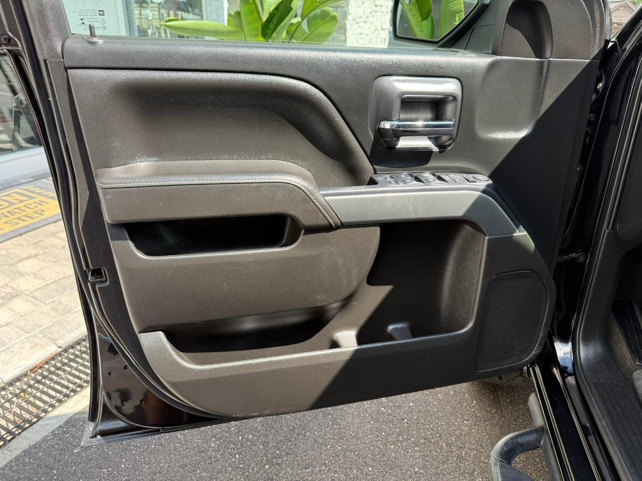 Used 2017 Chevrolet Silverado 1500 LT w/ All Star Edition RWD image 23