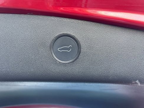 Used 2021 Tesla Model 3 Standard Range Plus image 9