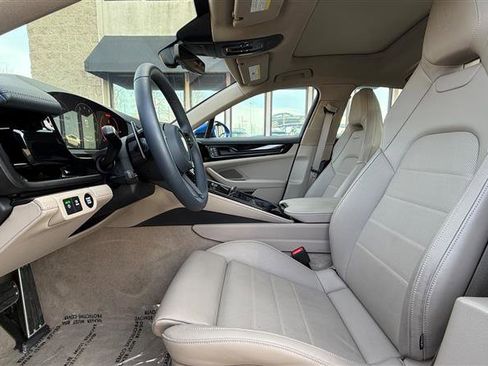 Used 2025 Porsche Panamera 4 image 11