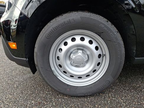 New 2025 Ford Maverick XL image 18