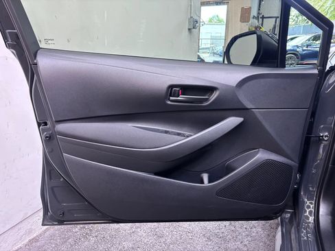 Used 2024 Toyota Corolla LE FWD image 12