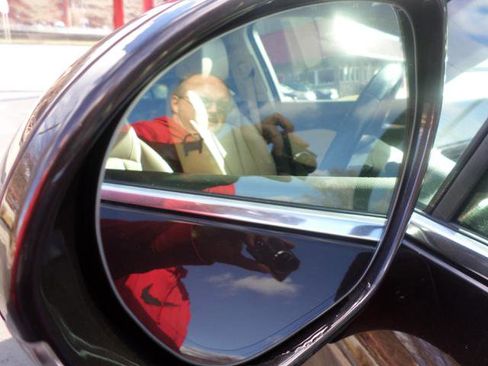 Used 2020 Buick Envision Essence image 38