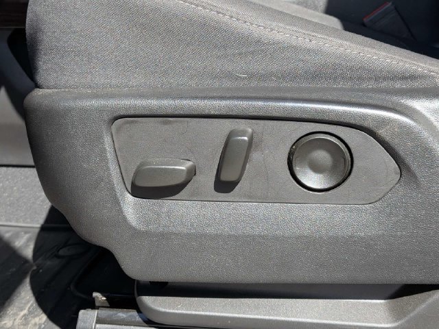 Used 2023 Chevrolet Silverado 1500 RST AWD/4WD image 19