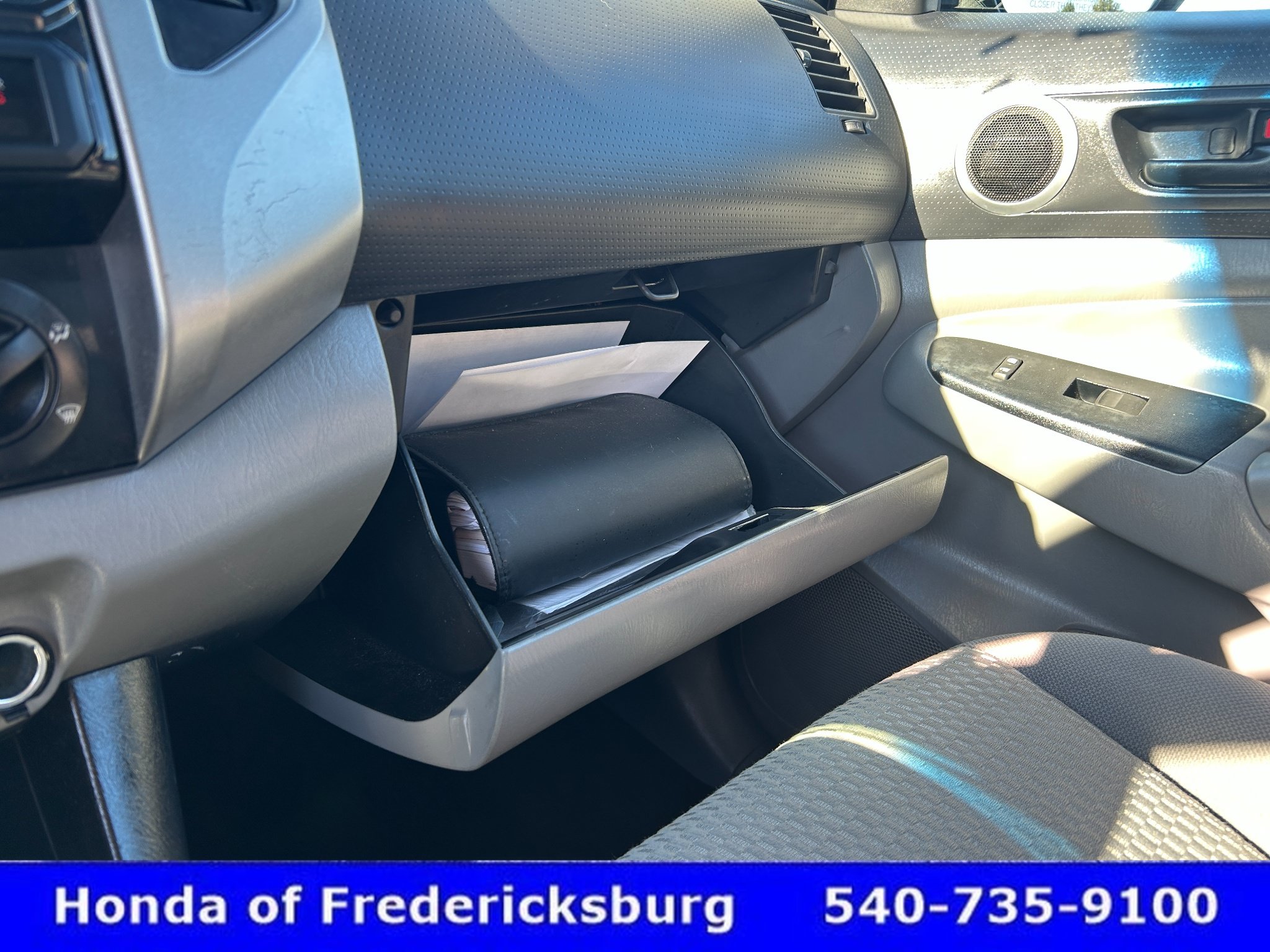 Used 2015 Toyota Tacoma 4x4 Double Cab w/ SR5 Package image 24