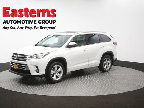 Used 2017 Toyota Highlander Limited Platinum AWD/4WD image 62