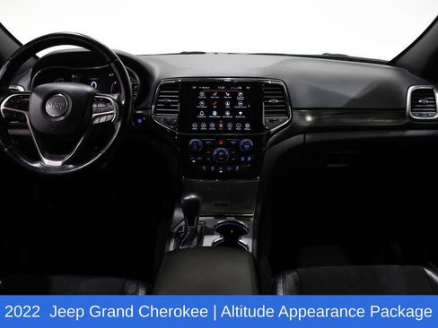 Used 2022 Jeep Grand Cherokee Laredo X image 8