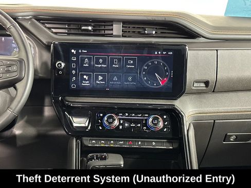Used 2024 GMC Sierra 1500 AT4 w/ Technology Package AWD/4WD image 28