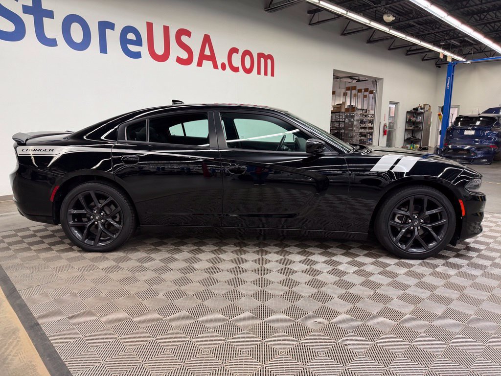 Used 2023 Dodge Charger SXT w/ Blacktop Package RWD image 8