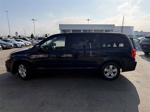 Used 2013 Dodge Grand Caravan SE image 8