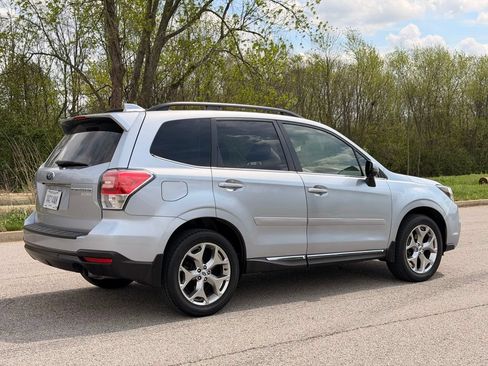 Used 2017 Subaru Forester 2.5i Touring AWD/4WD image 34