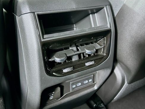 New 2026 Jeep Grand Cherokee Altitude image 34