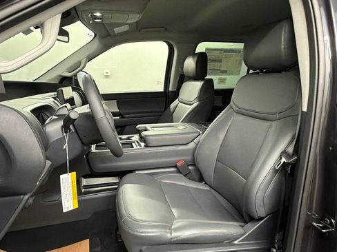 New 2027 Ford Expedition Active AWD/4WD image 25