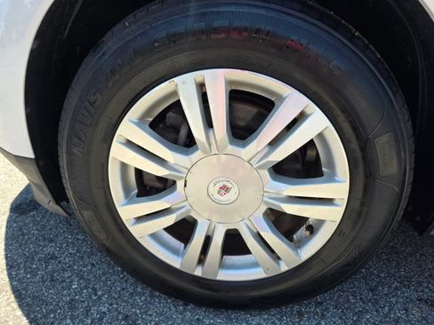 Used 2012 Cadillac SRX Luxury FWD image 9