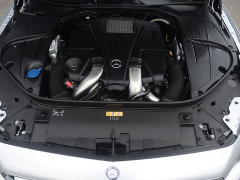 Used 2017 Mercedes-Benz S 550 Cabriolet image 25