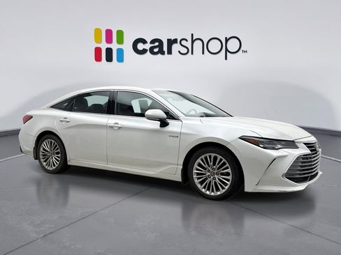 Used 2019 Toyota Avalon Limited w/ Advanced Safety Package image 7