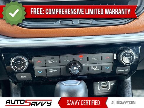 Used 2024 Jeep Compass Limited image 15