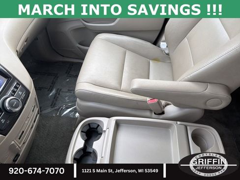 Used 2015 Honda Odyssey Touring Elite image 32