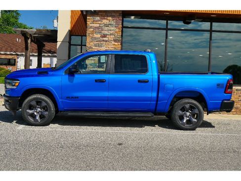 Used 2023 RAM 1500 Big Horn AWD/4WD image 6