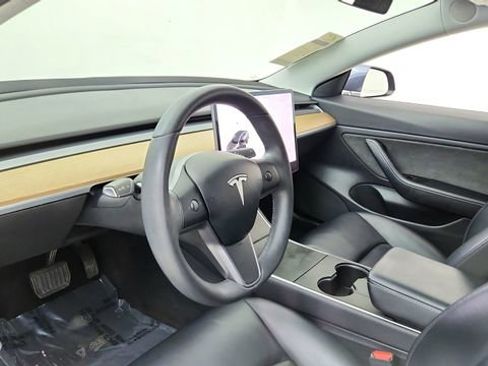 Used 2020 Tesla Model 3 Long Range image 31