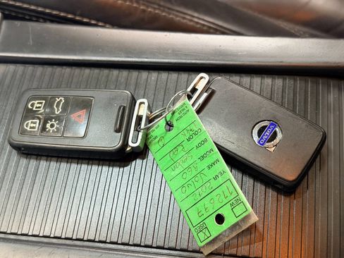 Used 2012 Volvo S60 T6 R-Design image 44