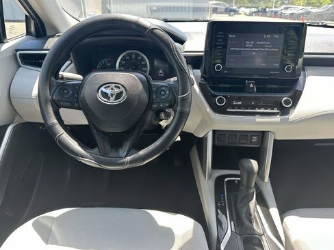 Used 2022 Toyota Corolla Cross L FWD image 10