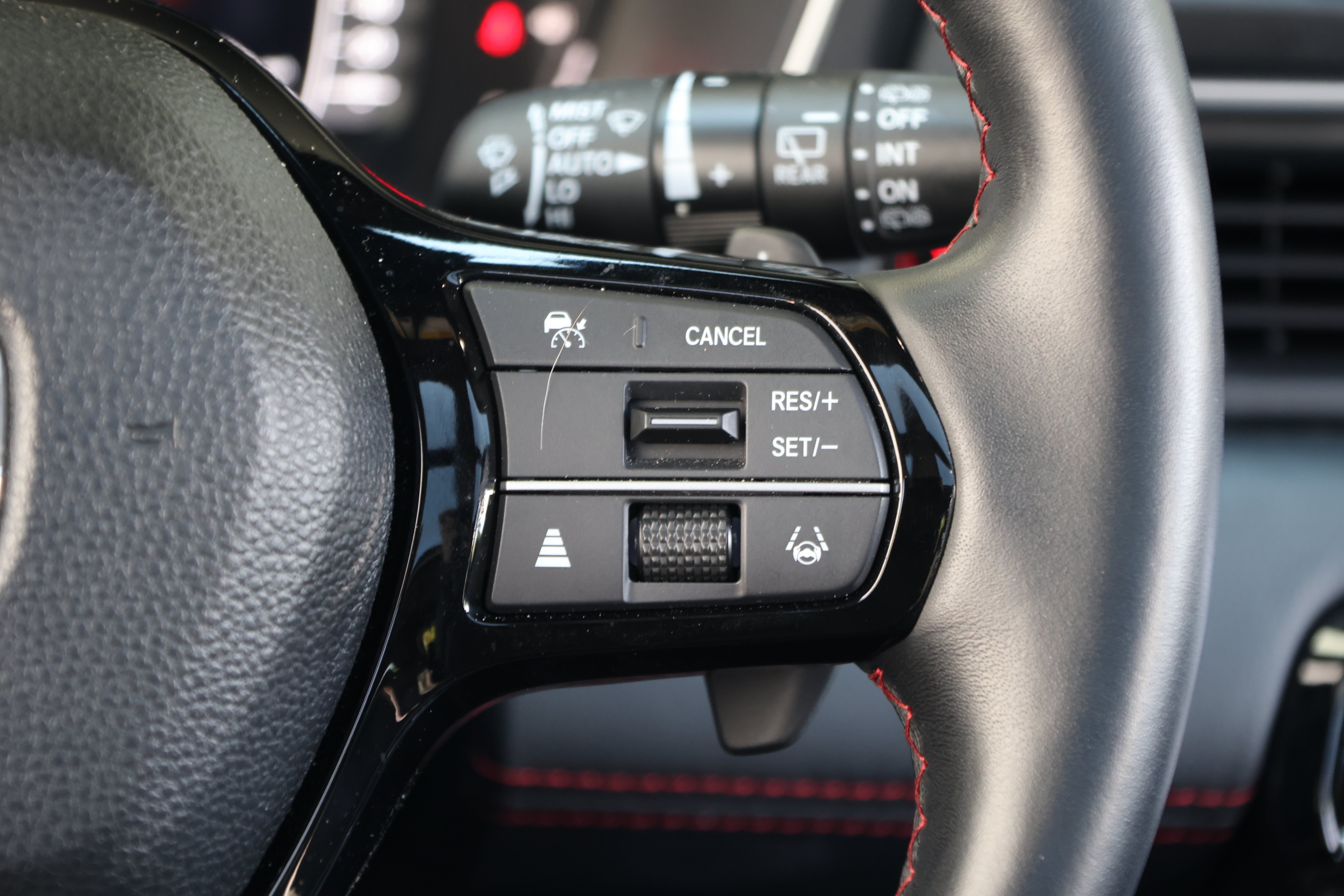 Used 2025 Honda Pilot Black Edition image 21