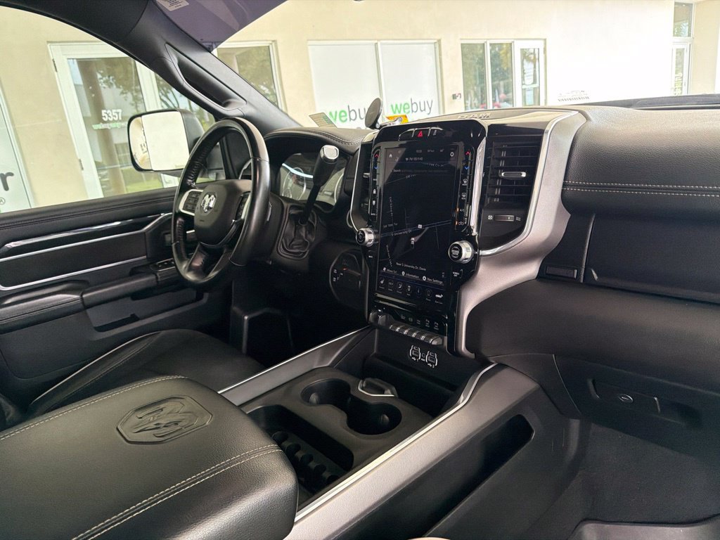 Used 2021 RAM 3500 Laramie w/ Max Tow Package AWD/4WD image 28