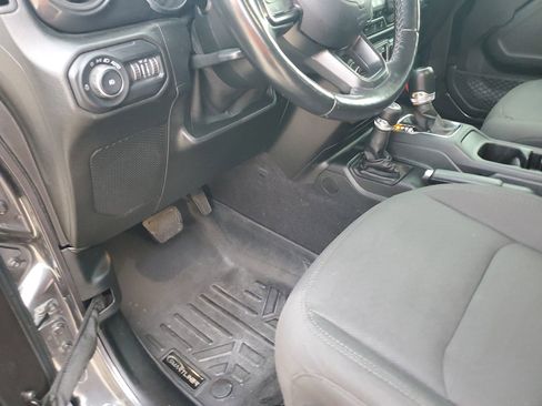 Used 2021 Jeep Wrangler Unlimited Sport AWD/4WD image 26
