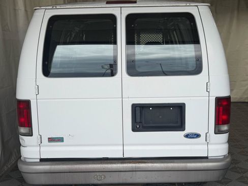 Used 1995 Ford E-250 and Econoline 250 Heavy-Duty RWD image 5