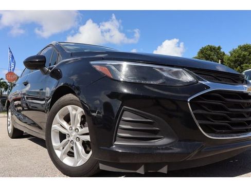 Used 2019 Chevrolet Cruze LT w/ LT Fleet Convenience Package image 20
