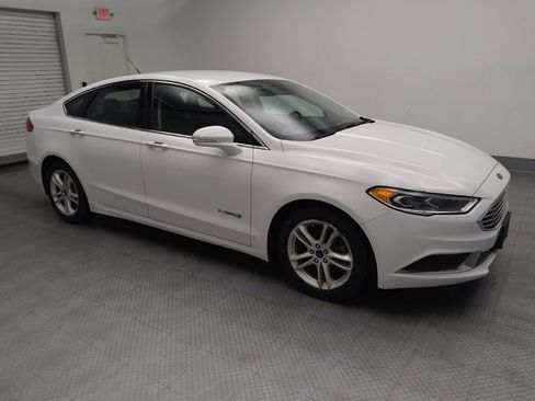 Used 2018 Ford Fusion SE w/ Equipment Group 602A image 11