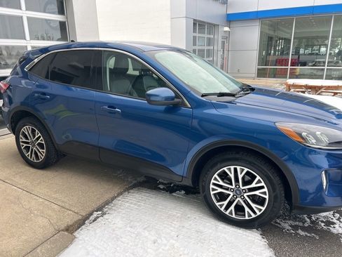 Used 2022 Ford Escape SEL AWD/4WD image 3