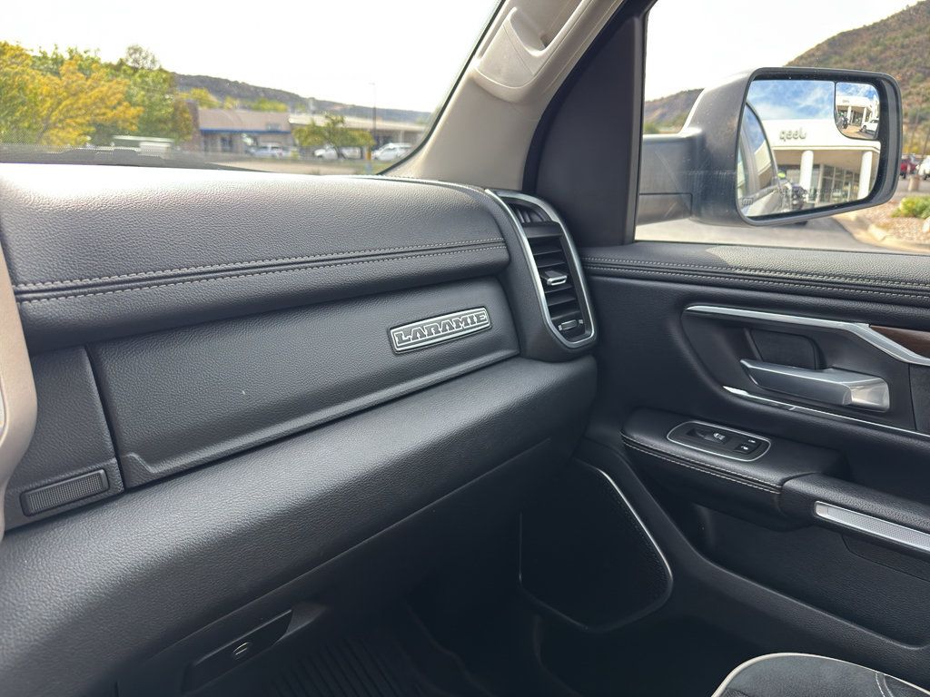 Used 2022 RAM 1500 Laramie AWD/4WD image 34