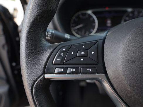 Used 2024 Nissan Sentra SV FWD image 15