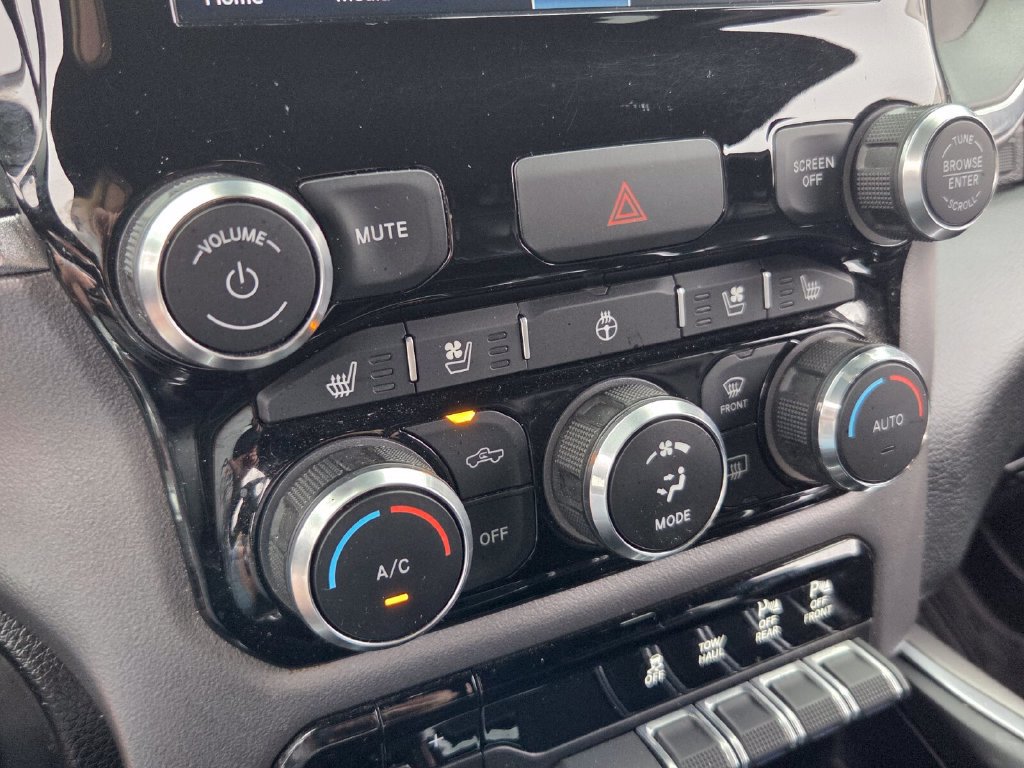 Used 2022 RAM 1500 Laramie w/ Sport Appearance Package AWD/4WD image 25