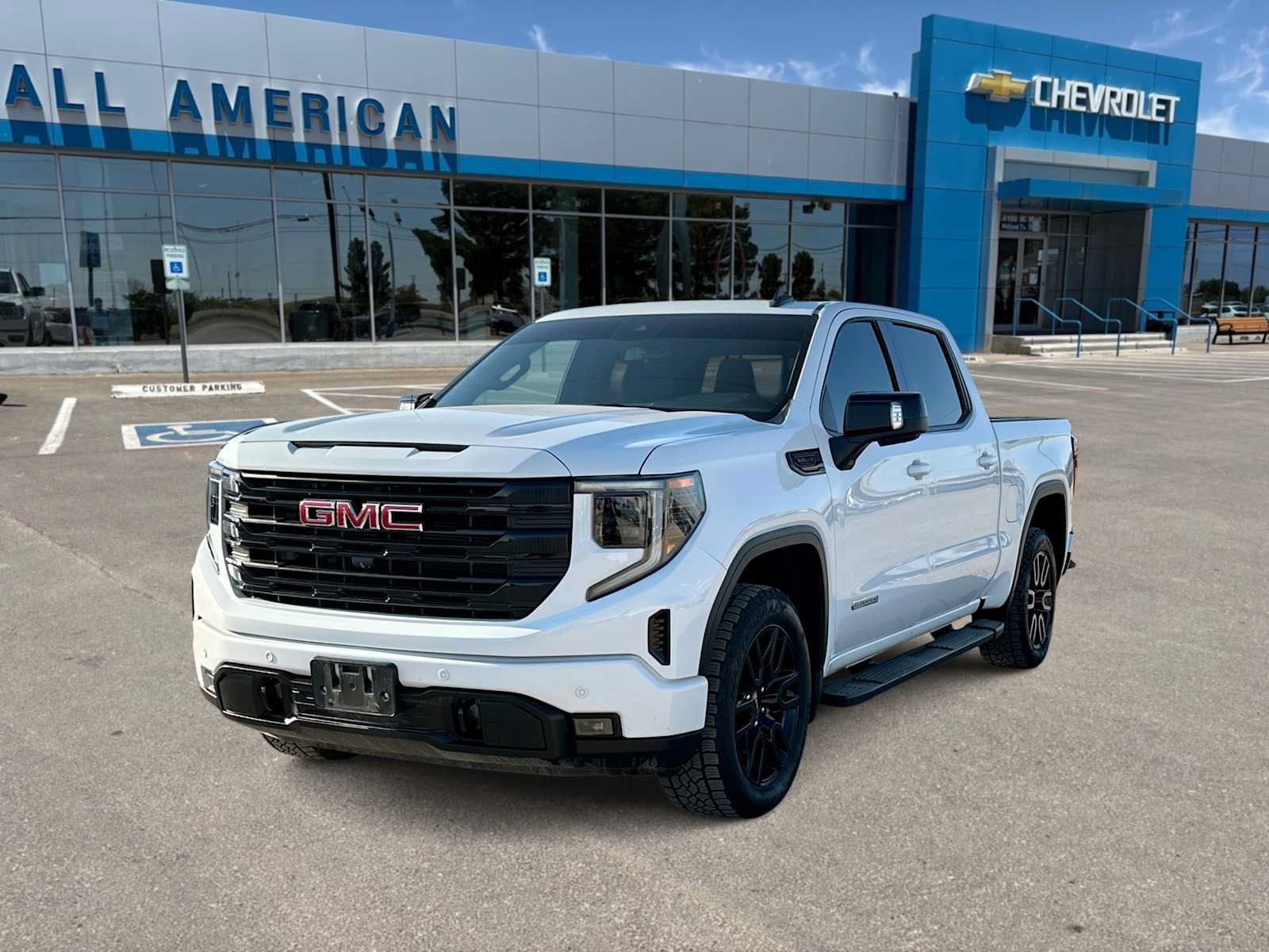 Used 2025 GMC Sierra 1500 Elevation w/ Elevation Premium Package RWD image 1
