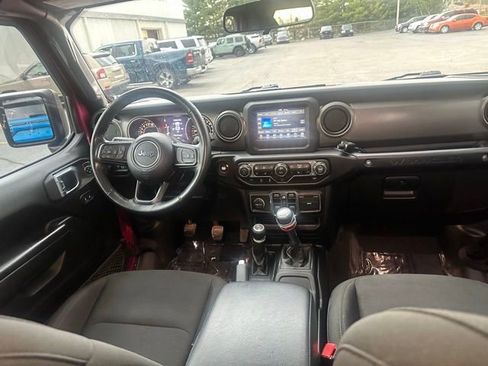 Used 2021 Jeep Wrangler Unlimited Sport AWD/4WD image 18