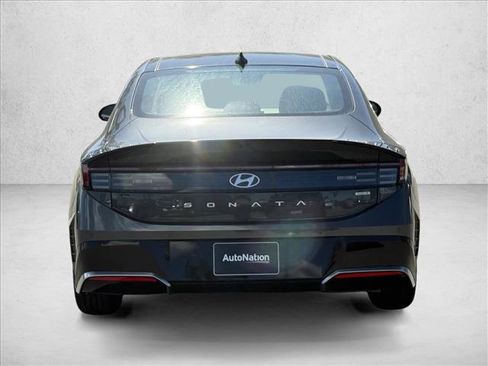 New 2026 Hyundai Sonata Limited image 7