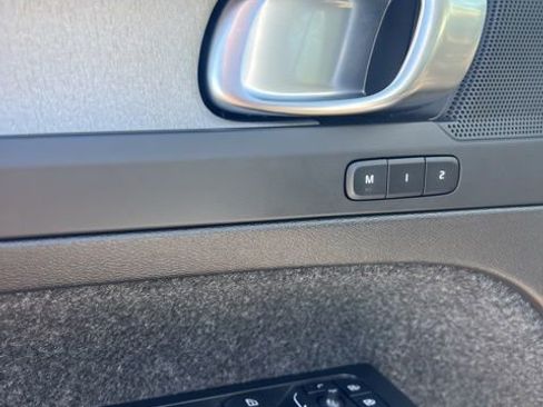 New 2025 Volvo XC40 B5 Core w/ Climate Package image 12